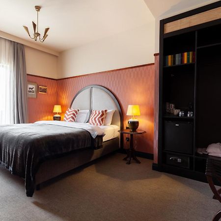 Communal Hotel Kutaisi Bagian luar foto