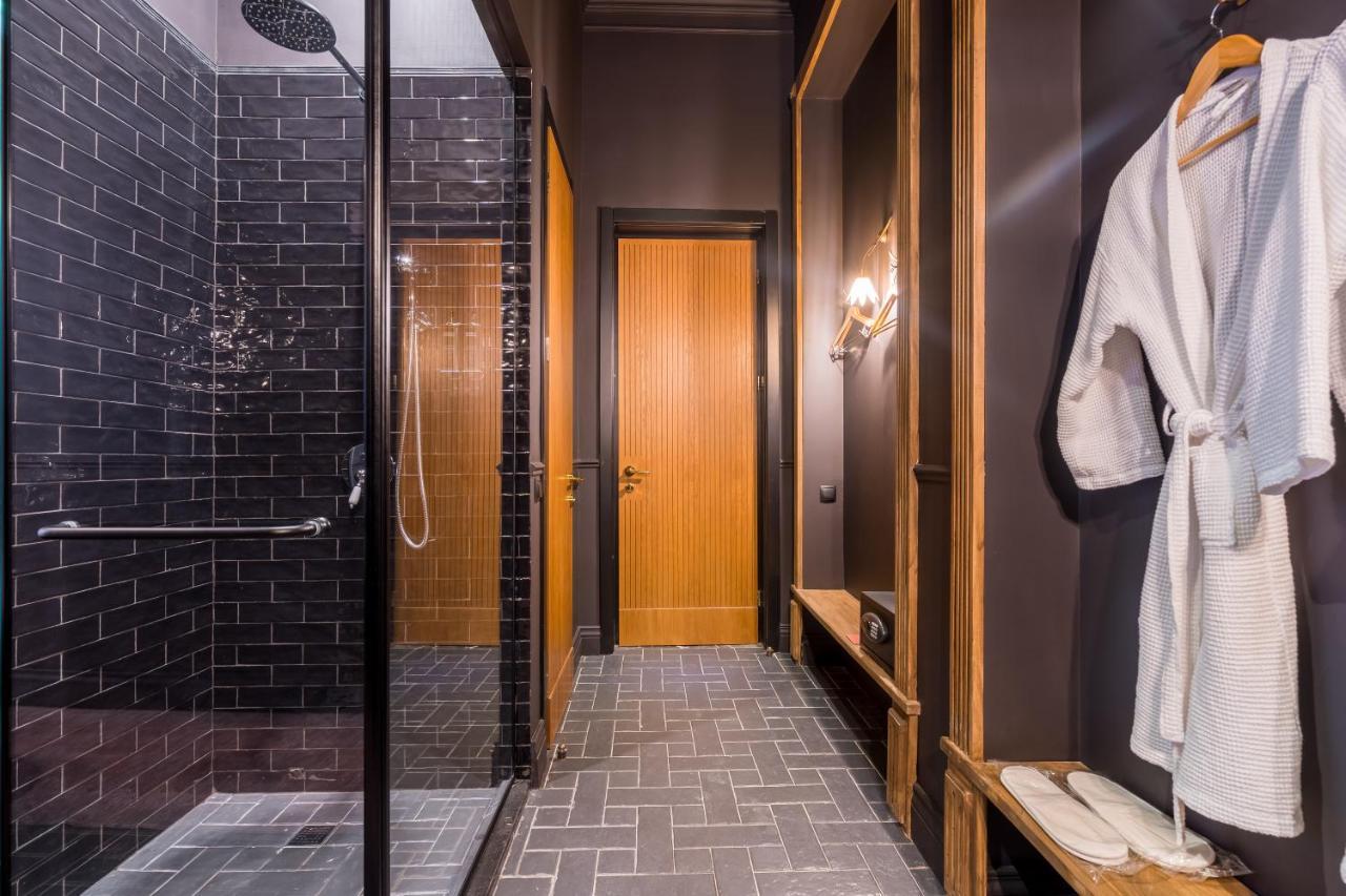 Communal Hotel Kutaisi Bagian luar foto